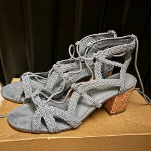 American Eagle Heels